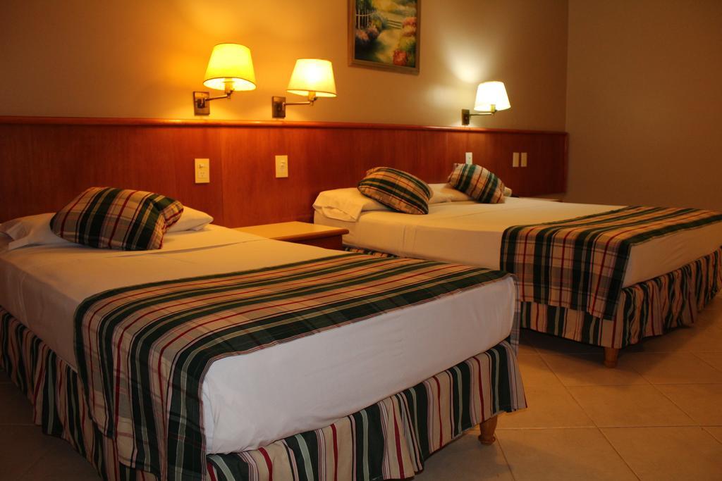 Marcopolo Suites Iguazu Puerto Iguazu Luaran gambar